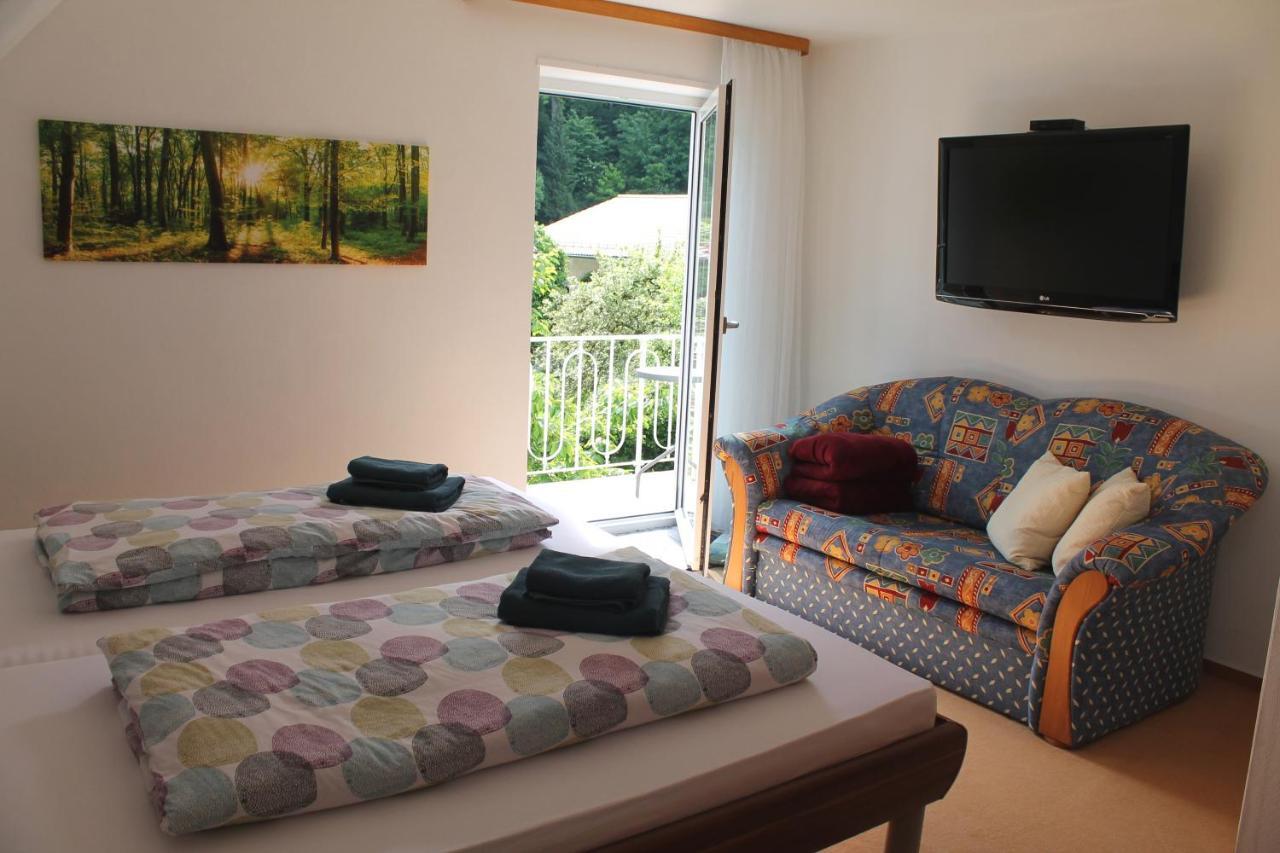 Pension Waldblick Illertissen Exterior foto
